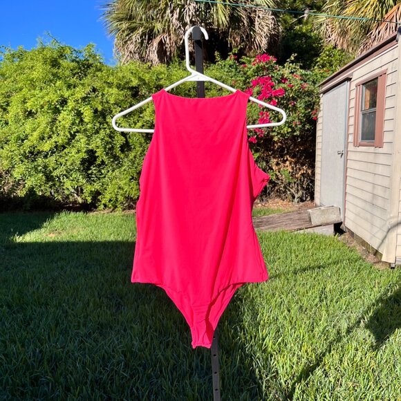 SKIMS Pink Fits Everybody High Neck Sleeveless Bodysuit Size XL - Picture 2 of 7